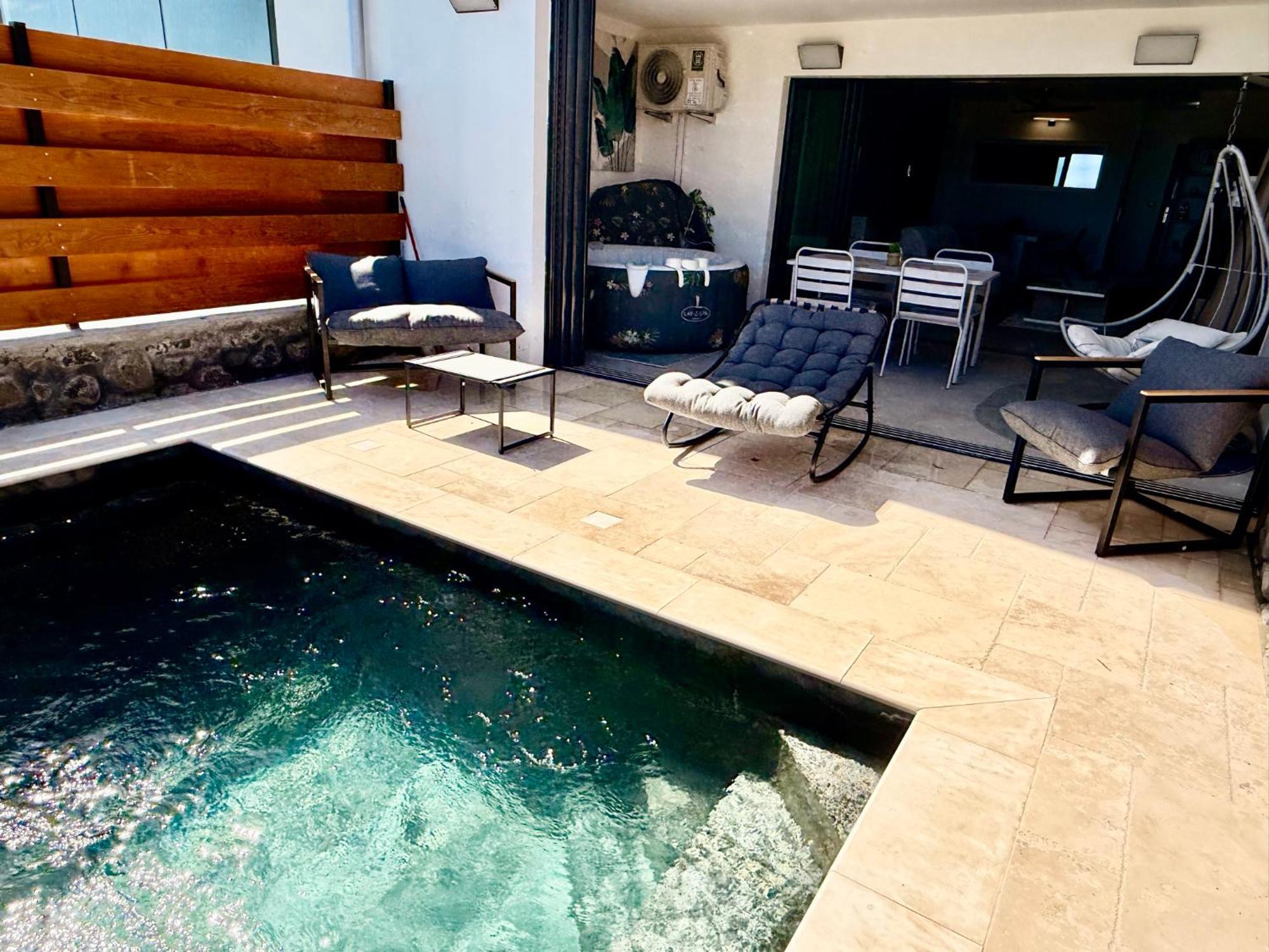 Petite ÎleLe Reve Bleu Grand Anse公寓 外观 照片